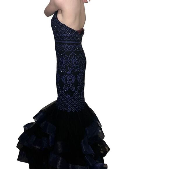 Madison James Black Navy Lace Mermaid Prom Dress Halter neck Tulle Skirt sz 8 - Picture 2 of 12